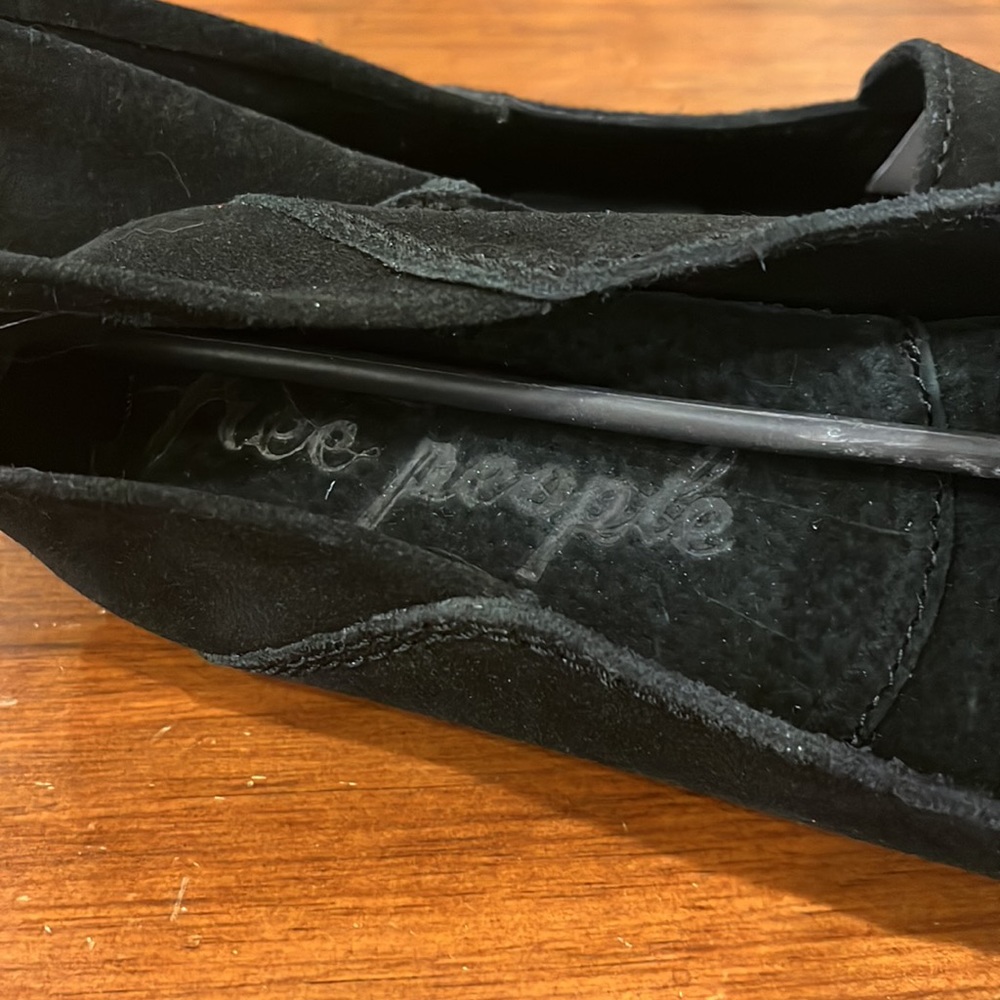 Free People Cherokee Gem Stone Moccasin Shoes Flats Black Suede Womens Size 8 - Picture 10 of 13